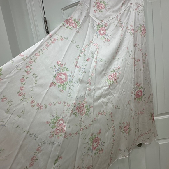 NWT - LOVESHACKFANCY SKIRT - Picture 7 of 9